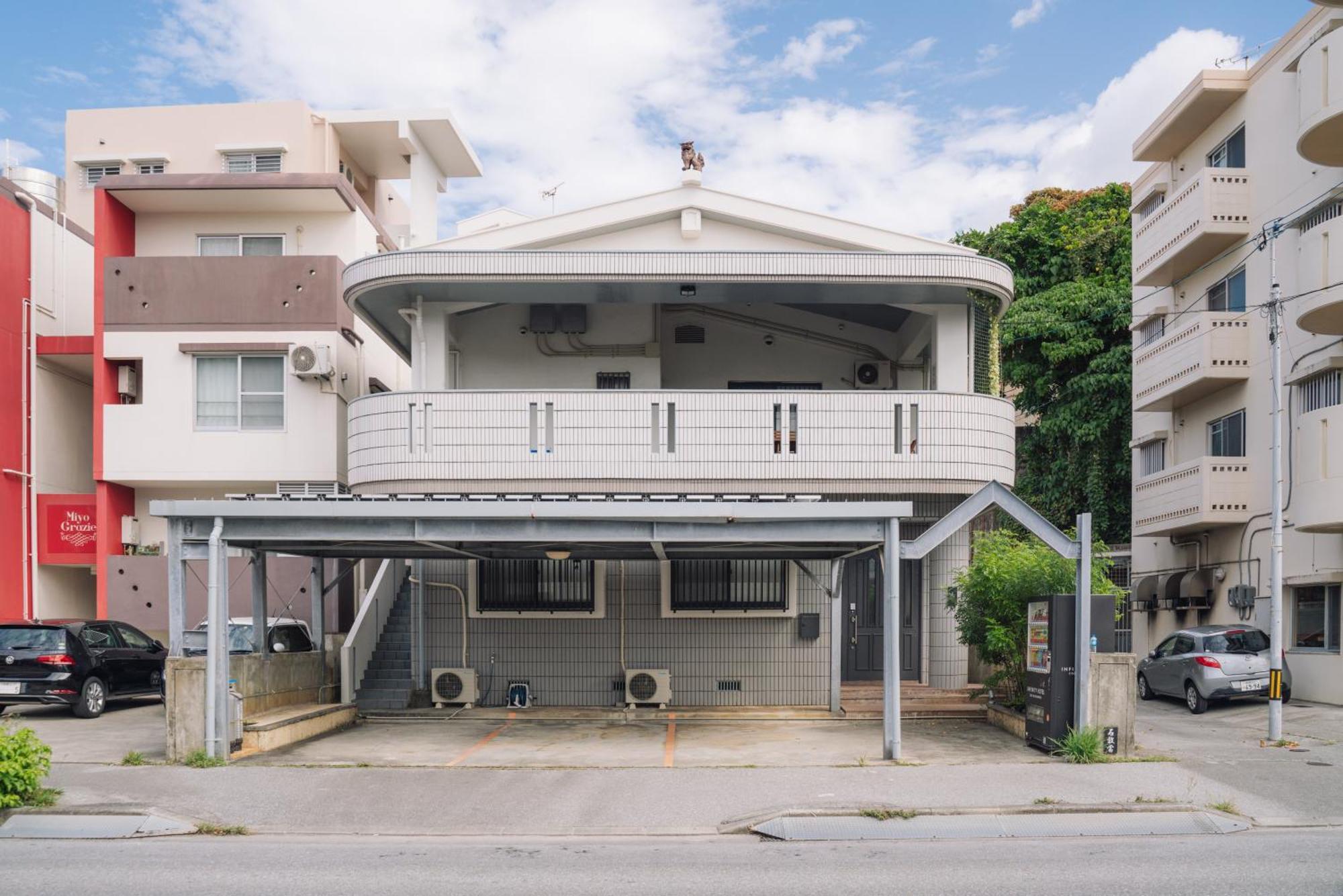 Infinity Hotel -Jiitchaku- Urasoe Extérieur photo