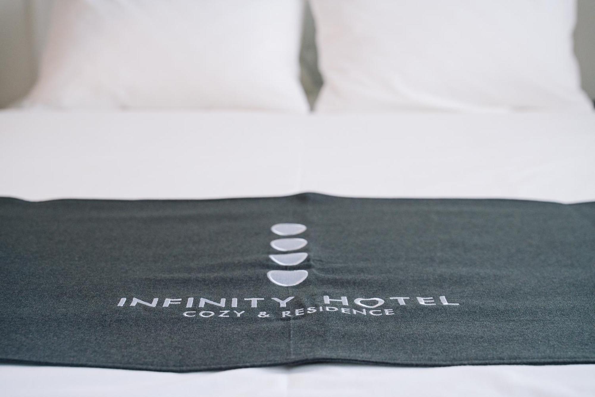 Infinity Hotel -Jiitchaku- Urasoe Extérieur photo